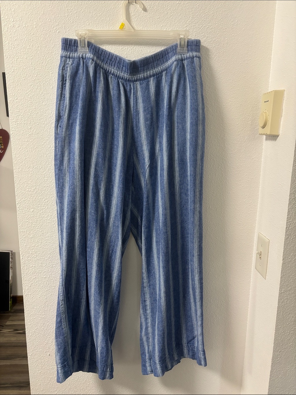 Old Navy Blue Striped Womens Linen Blend Wide leg